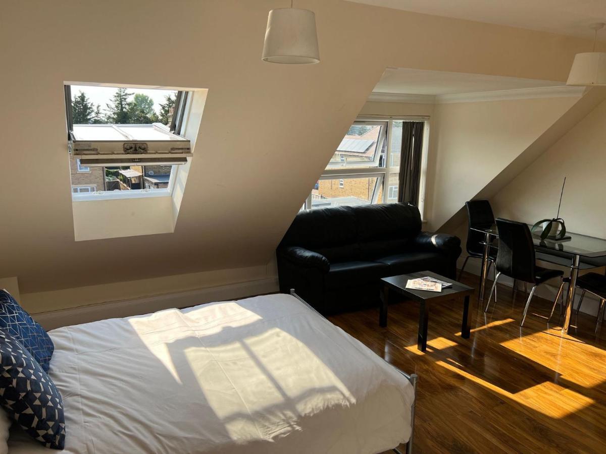 Rc Airport Rooms Stanwell Exteriör bild
