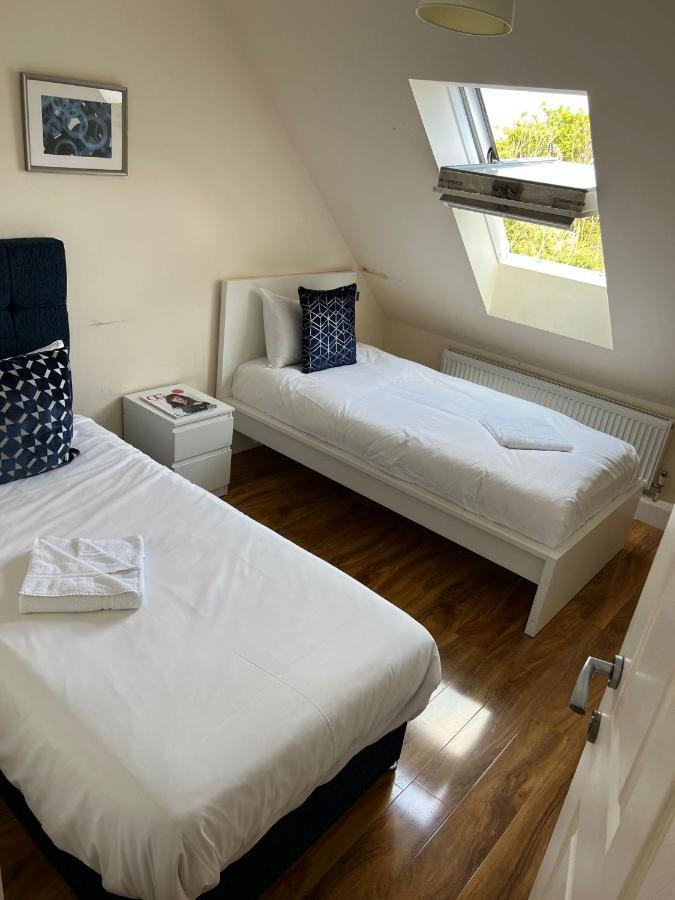 Rc Airport Rooms Stanwell Exteriör bild