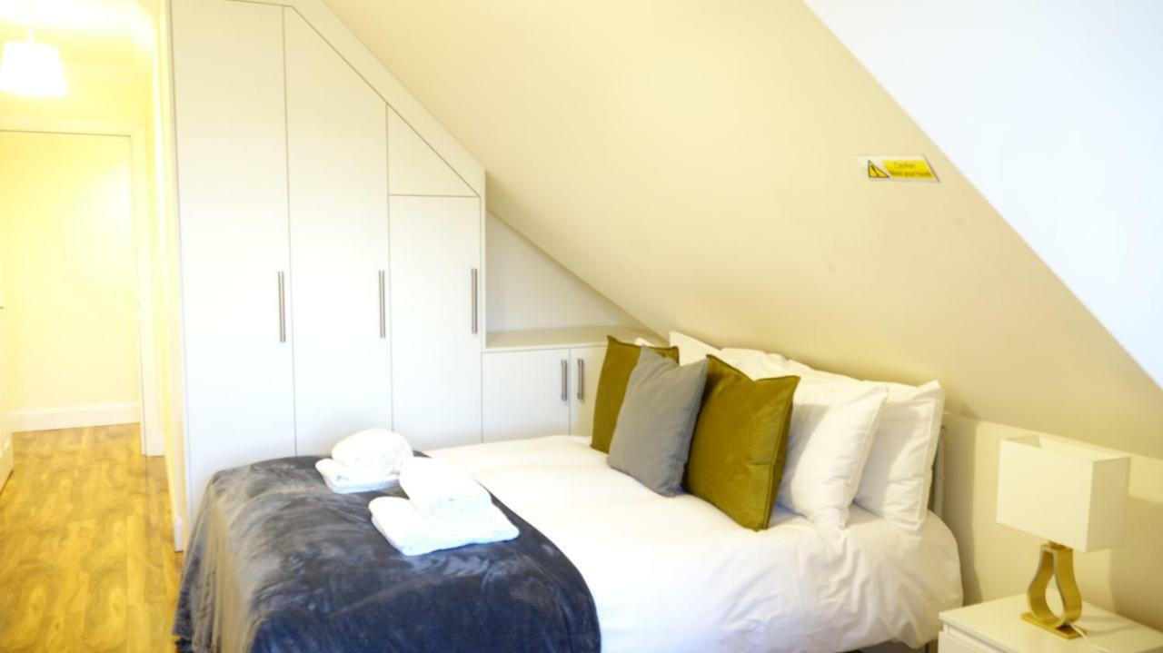 Rc Airport Rooms Stanwell Exteriör bild