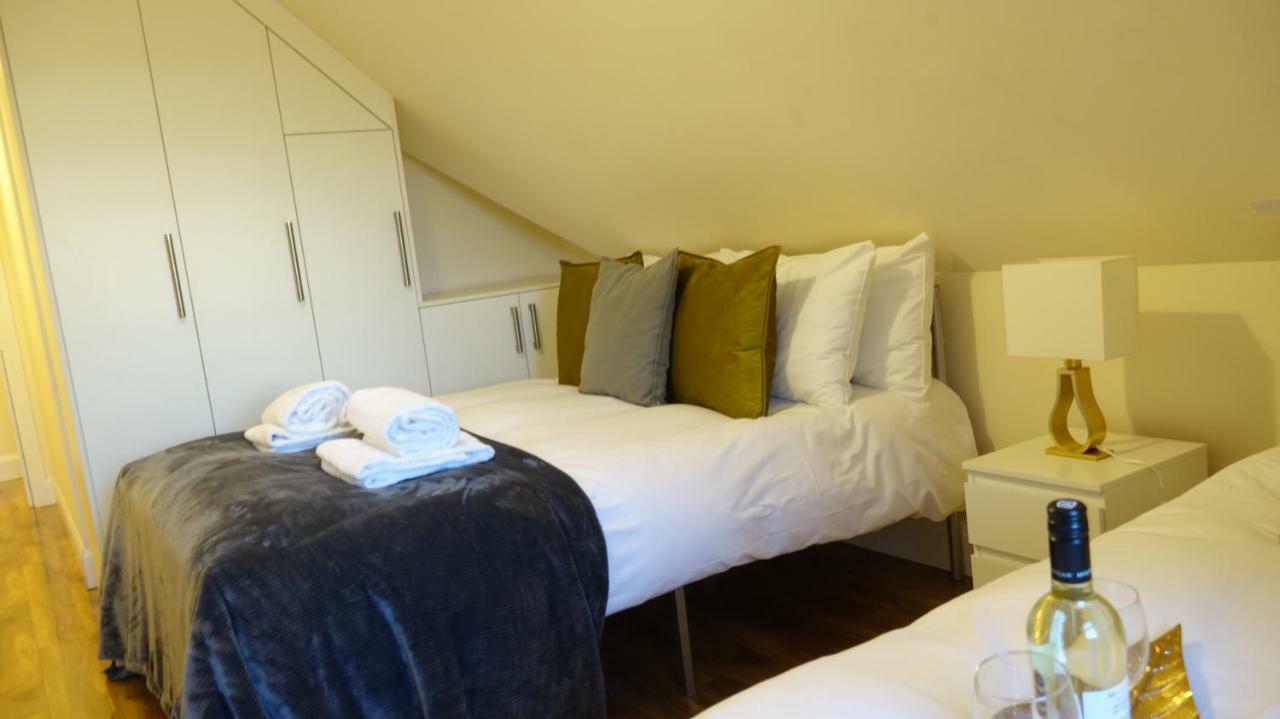 Rc Airport Rooms Stanwell Exteriör bild