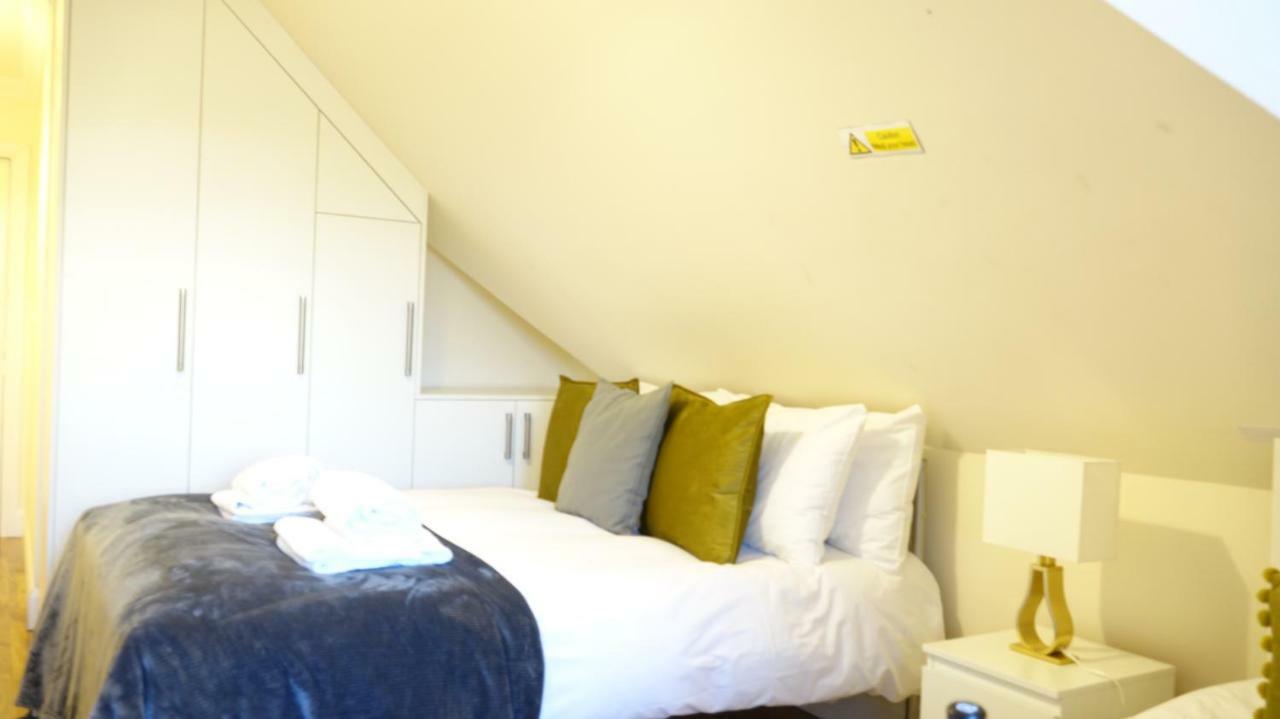 Rc Airport Rooms Stanwell Exteriör bild